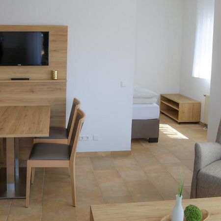 Hotel Adler Nattheim Екстер'єр фото
