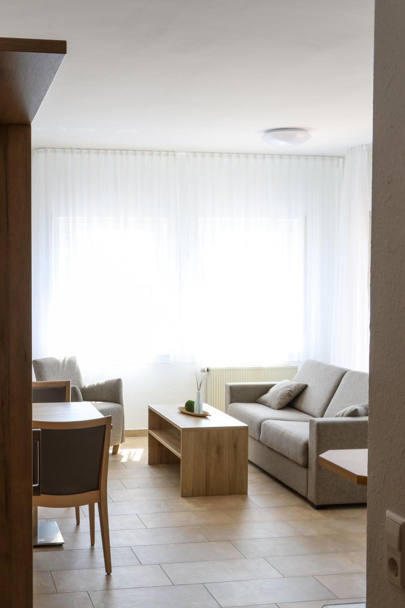 Hotel Adler Nattheim Екстер'єр фото
